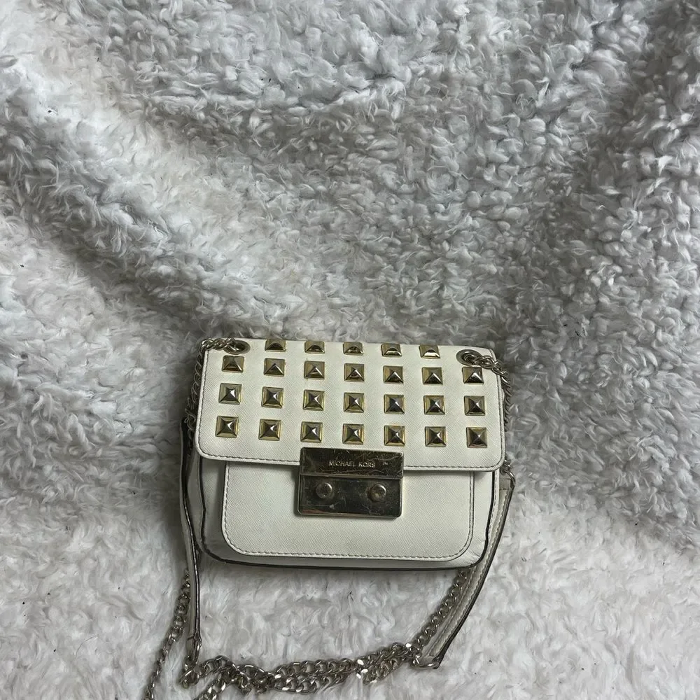 Michael Kors leather off white studded sloan shoulder bag gold tone Hard…